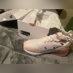 got for a gift & never wore because its my wrong size